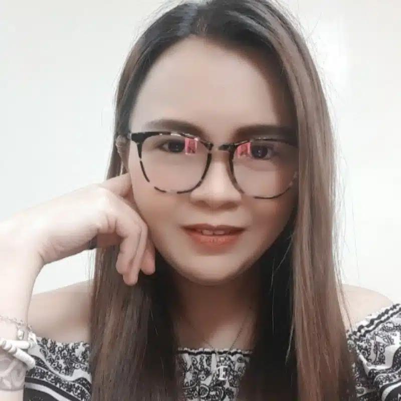 Meet the Sensational Ester Del Fierro: SEO’s Next Big Star!